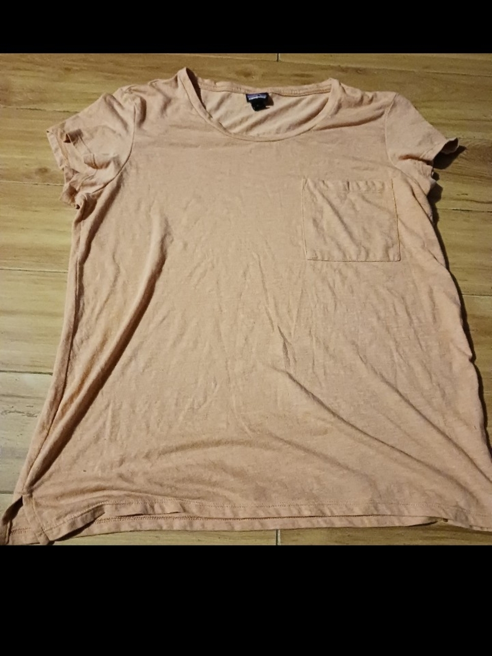 Patagonia Short Sleeve Pocket Tee in Light Peach Med 8/10